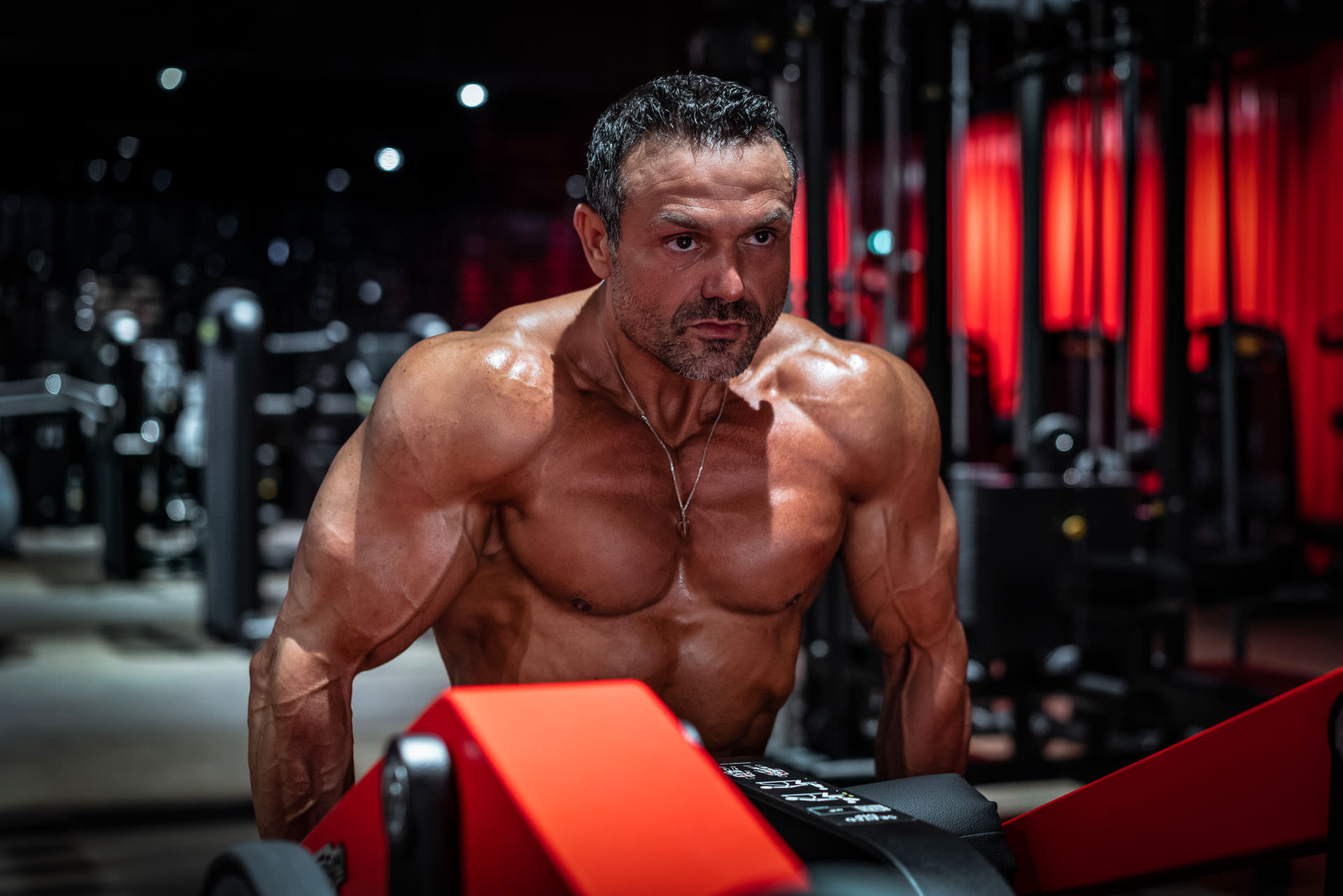 2019-03-04 - Enzo - Muscle & Fitness - 06714 - 1920px