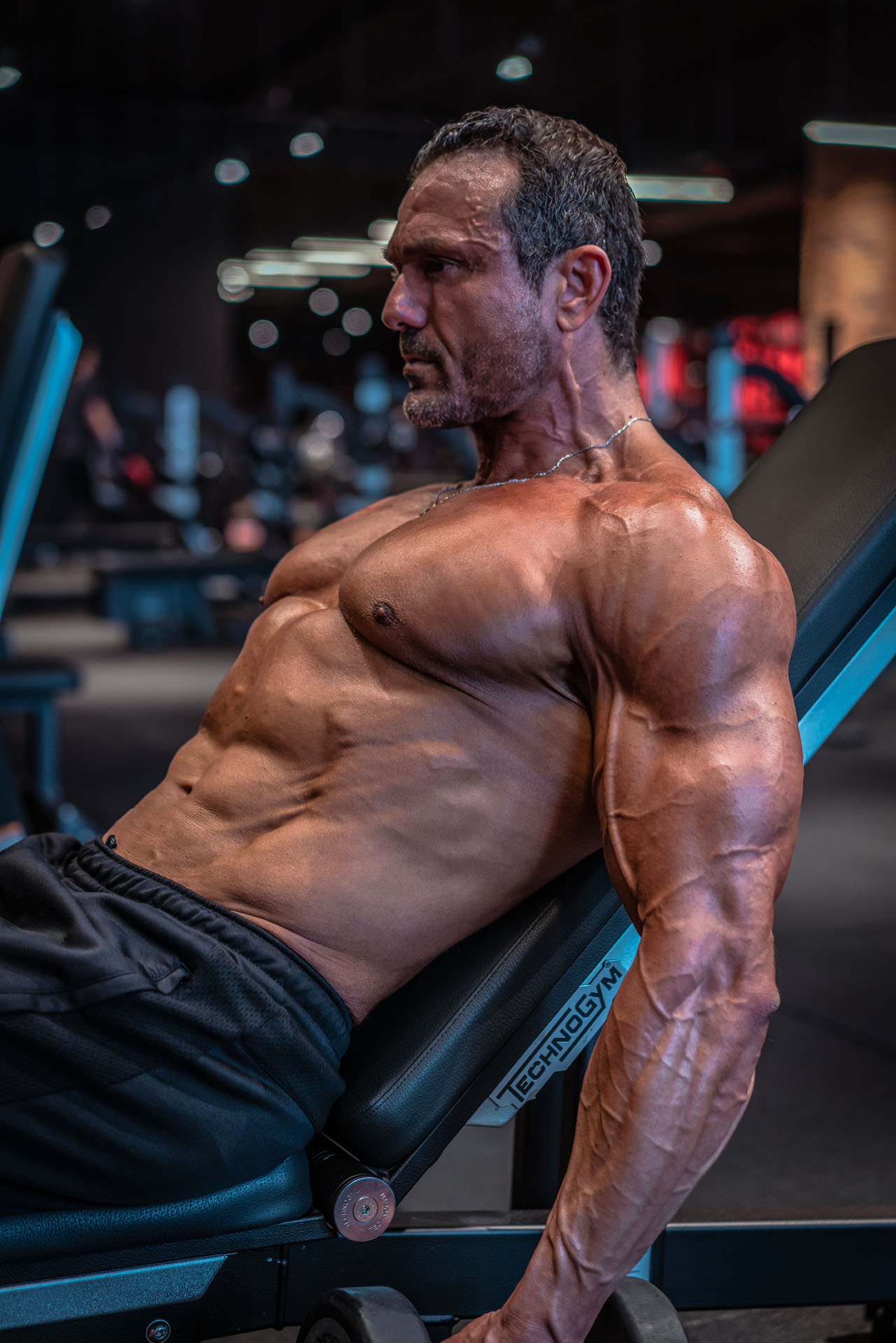 2019-03-04 - Enzo - Muscle & Fitness - 06818 - 1920px