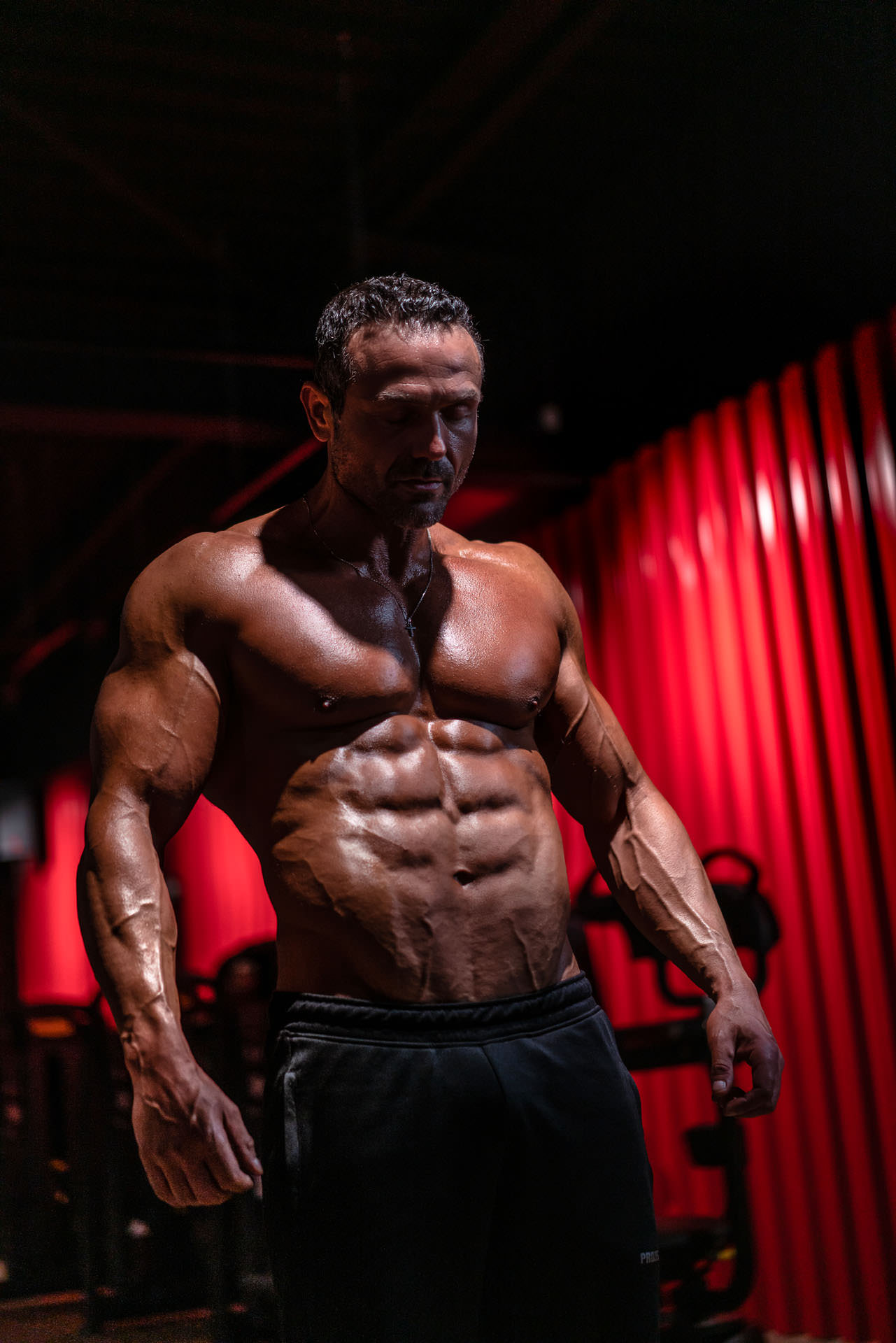 2019-03-04 - Enzo - Muscle & Fitness - 06854 - 1920px